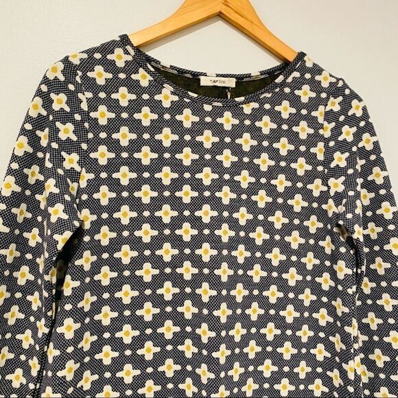 Tyler Boe Long Sleeve Floral Pattern Shift Dress - Picture 2 of 4